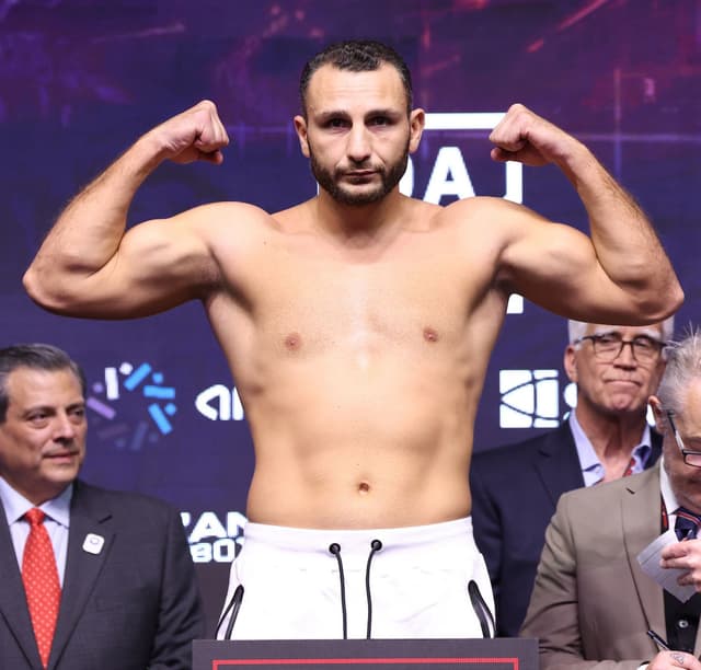 fighter Noel Mikaelian image